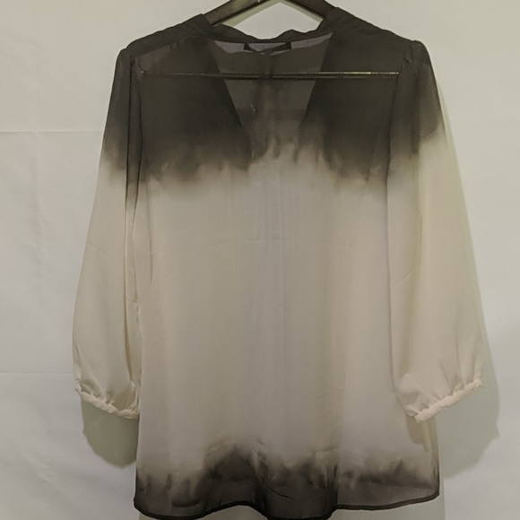Rise & Olive Blouse - Picture 3 of 4